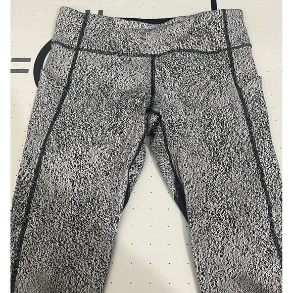 Lululemon Women's Pace Rival Crop 23" Legging Heather Black Sz 6 Leg Pockets EUC - Picture 2 of 7